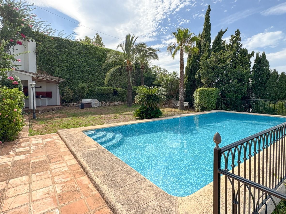Villa impressionnante avec vue sur la mer à Denia