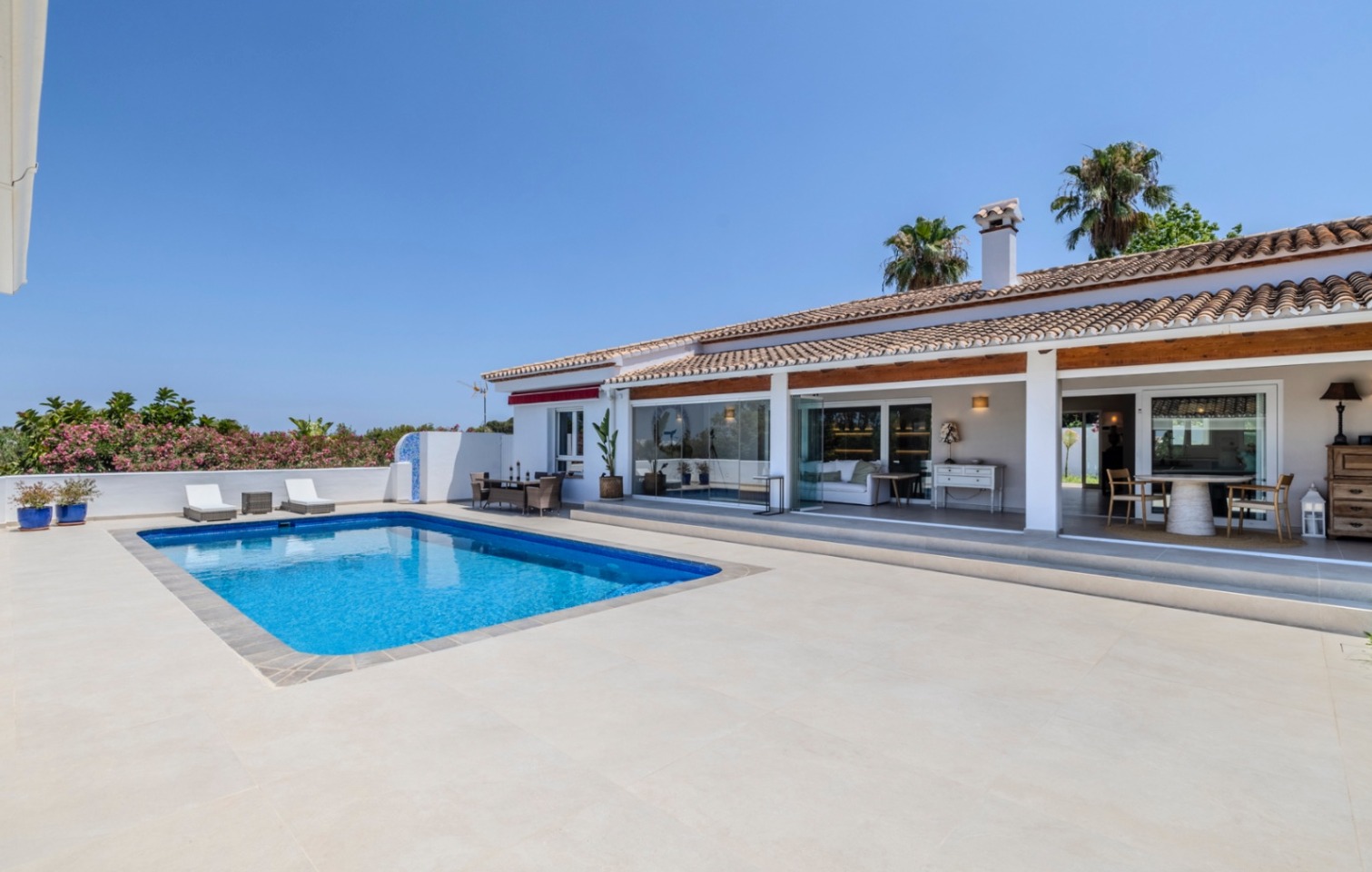 VILLA MODERNE SPECTACULAIRE À DENIA