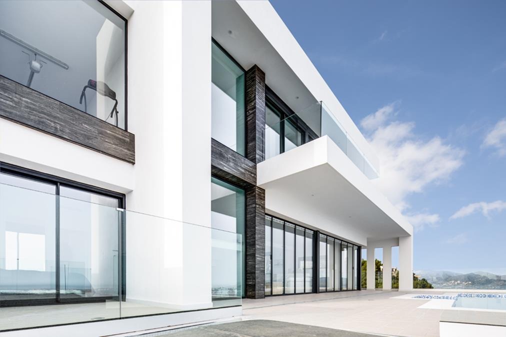 Stunning newly built villa for sale with sea views.