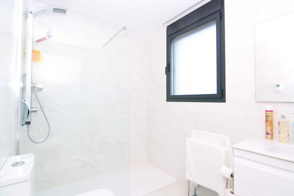Stunning newly built villa for sale with sea views.