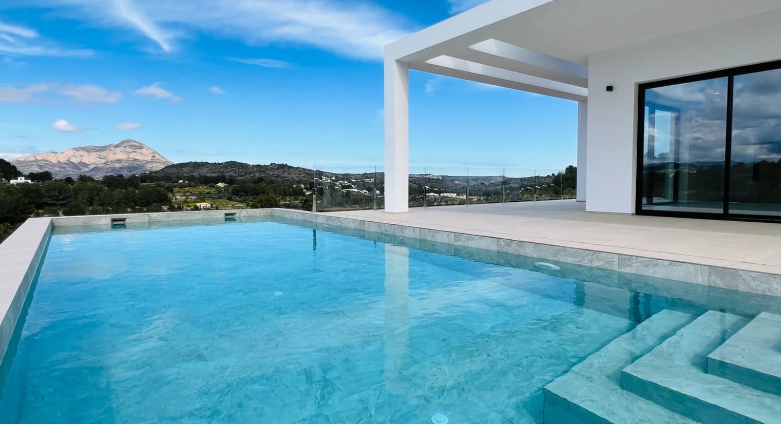 CP1092 - Vente de chalet moderne à Cansalades, Javea