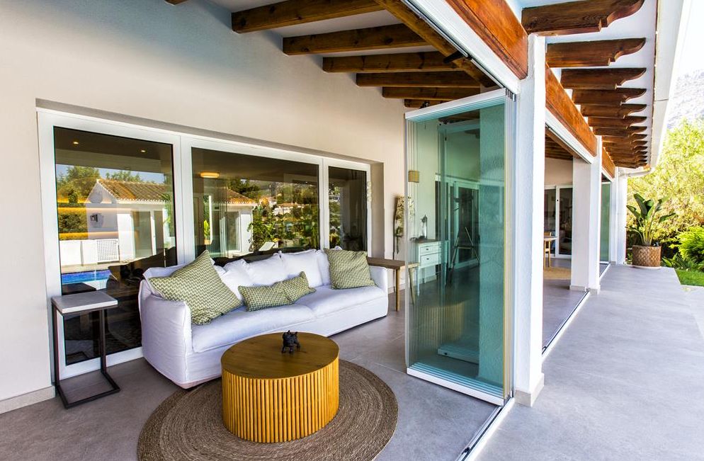 Villa à vendre avec 4 chambres et piscine à Denia, Alicante