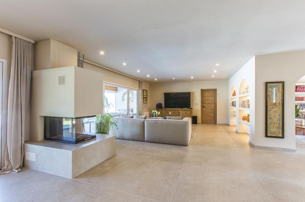 Villa à vendre avec 4 chambres et piscine à Denia, Alicante