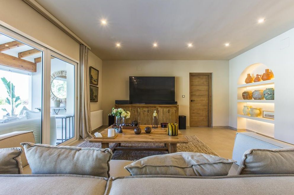 Villa à vendre avec 4 chambres et piscine à Denia, Alicante