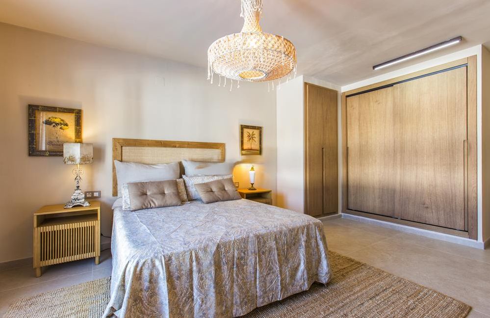 Villa à vendre avec 4 chambres et piscine à Denia, Alicante