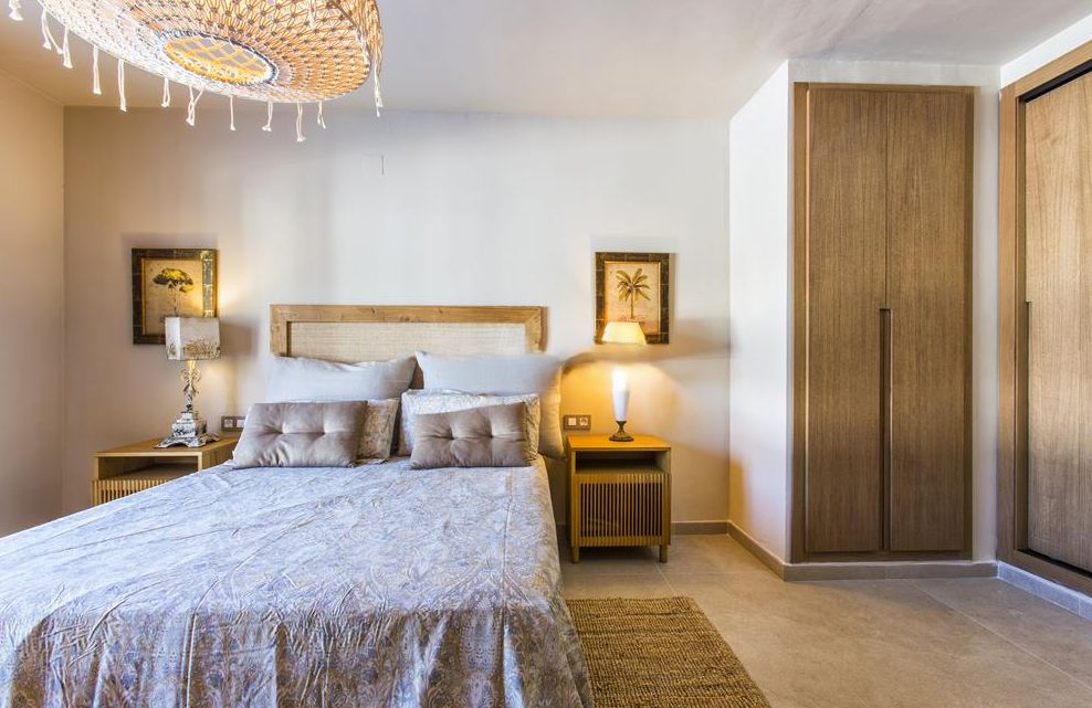 Villa à vendre avec 4 chambres et piscine à Denia, Alicante