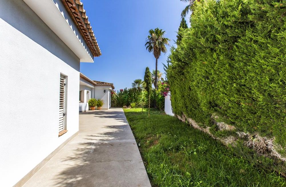 Villa à vendre avec 4 chambres et piscine à Denia, Alicante