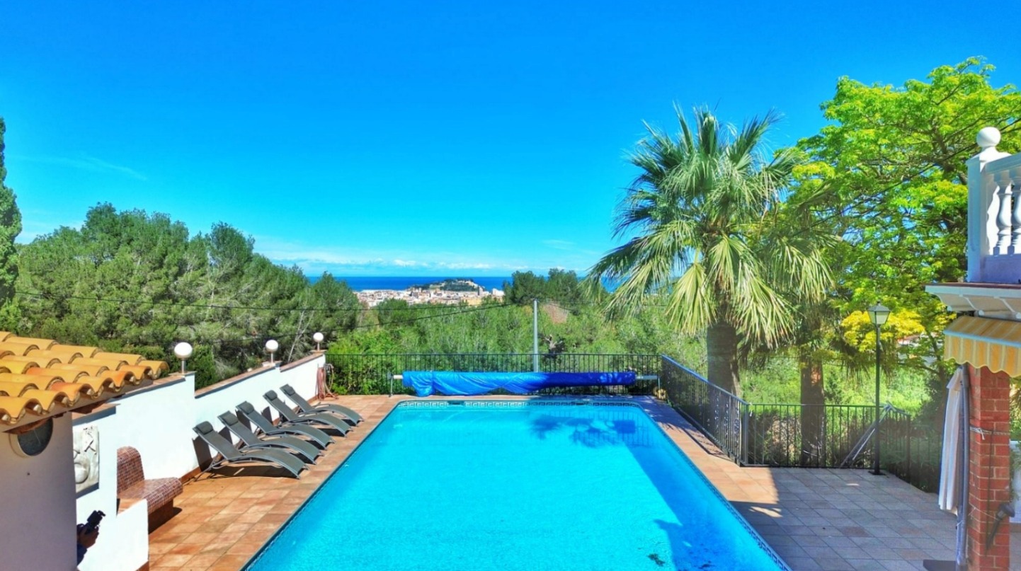 Villa avec vue sur la mer à Denia
