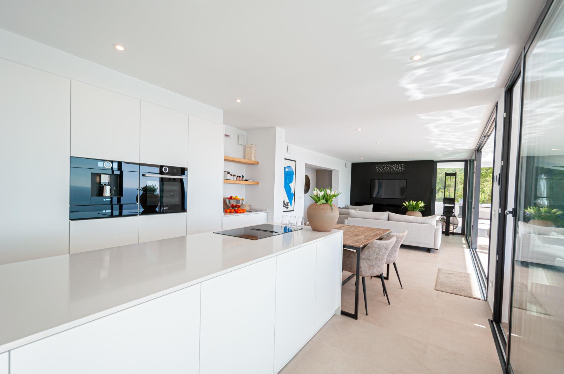 Modern villa with sea views in Moraira