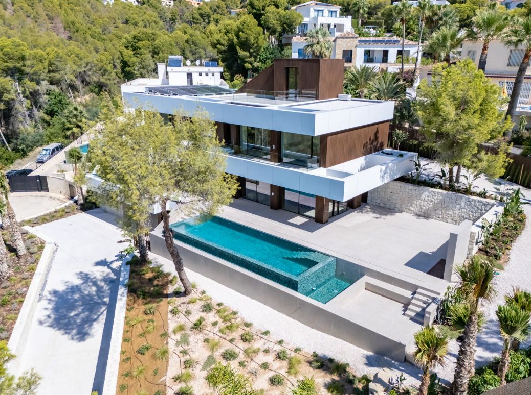 Spektakuläre Villa mit 4 Schlafzimmern in Altea, Alicante.