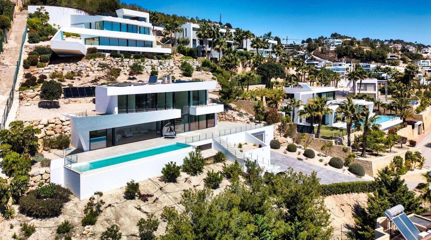 Villa de Lujo Exclusiva con Vistas Panorámicas al Mar en Benissa