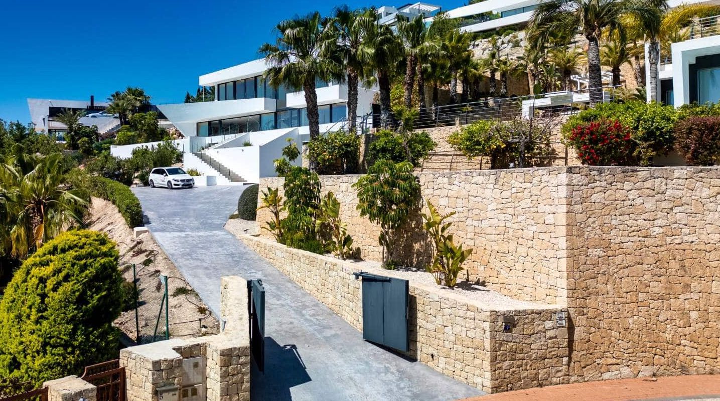 Villa de Lujo Exclusiva con Vistas Panorámicas al Mar en Benissa