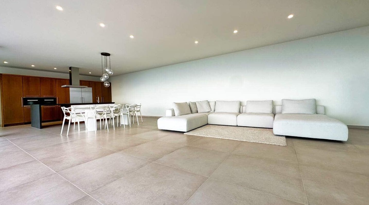 Villa de Lujo Exclusiva con Vistas Panorámicas al Mar en Benissa