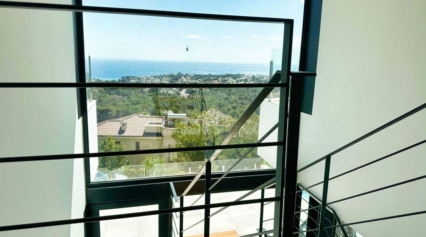 Villa de Lujo Exclusiva con Vistas Panorámicas al Mar en Benissa