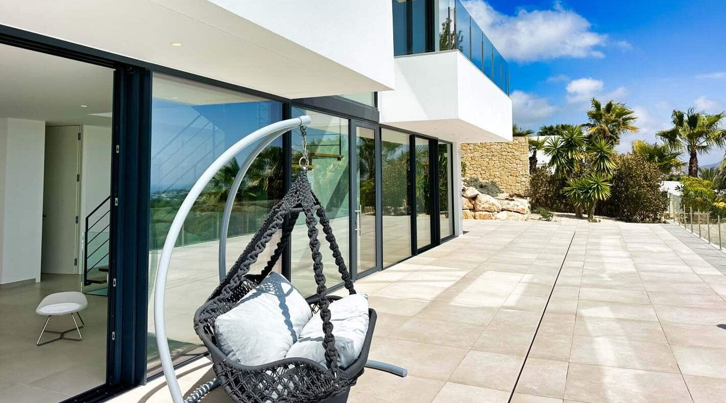 Villa de Lujo Exclusiva con Vistas Panorámicas al Mar en Benissa