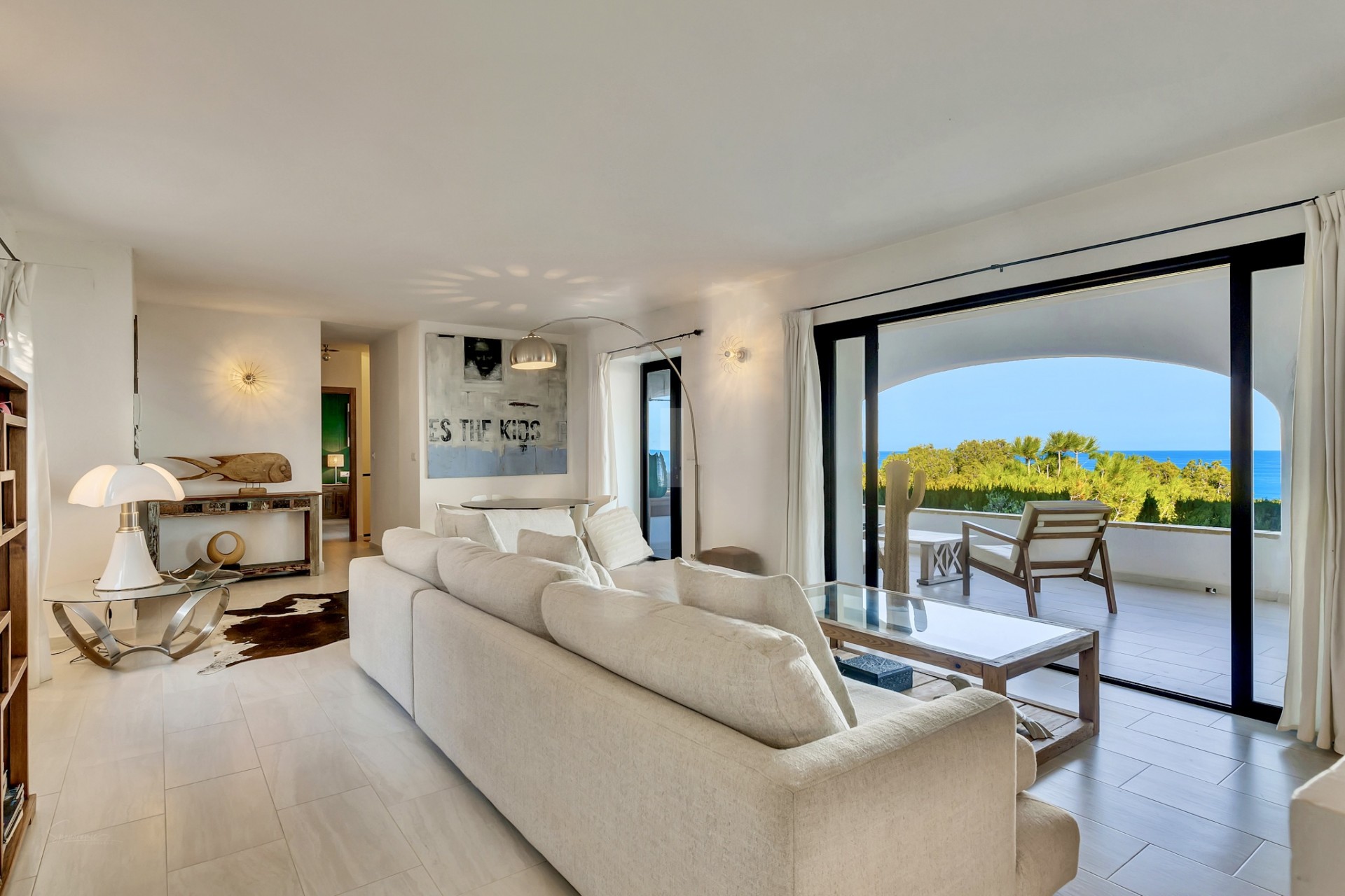 Villa exceptionnelle de 3 chambres avec piscine et vue sur la mer à Denia