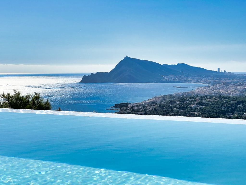 Villa de luxe à Altea Hills avec vue panoramique sur la mer