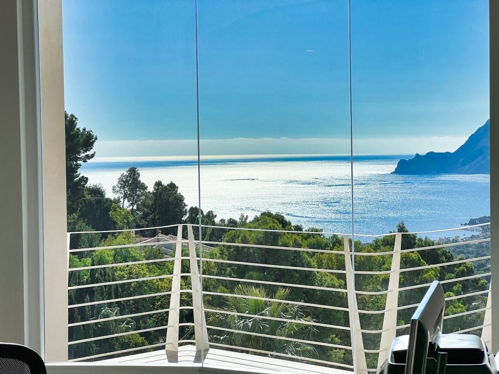 Villa de luxe à Altea Hills avec vue panoramique sur la mer