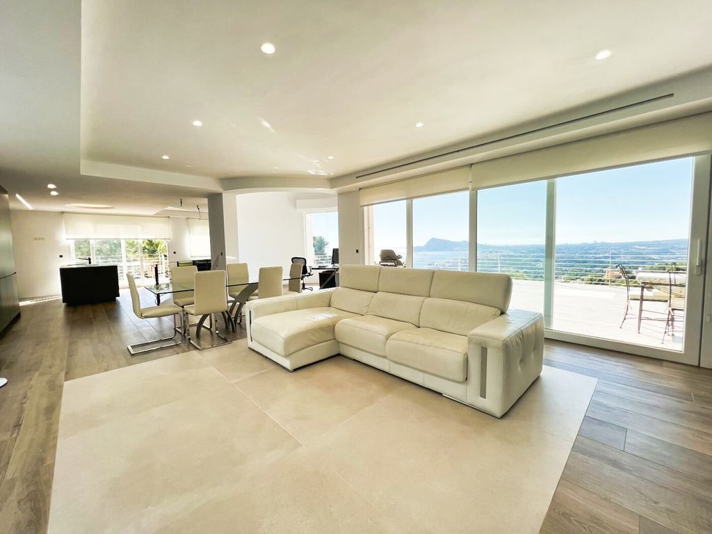 Villa de luxe à Altea Hills avec vue panoramique sur la mer