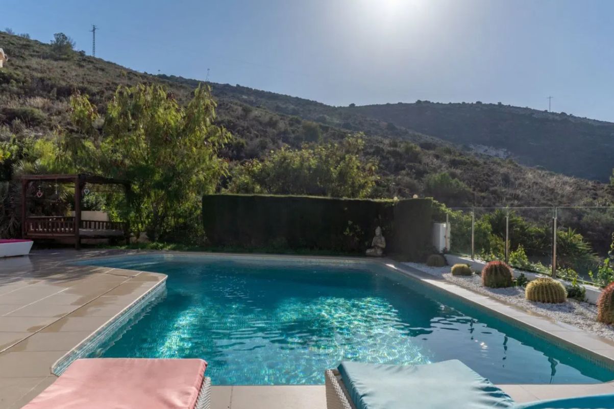 Villa med havutsikt i Moraira med 4 soverom