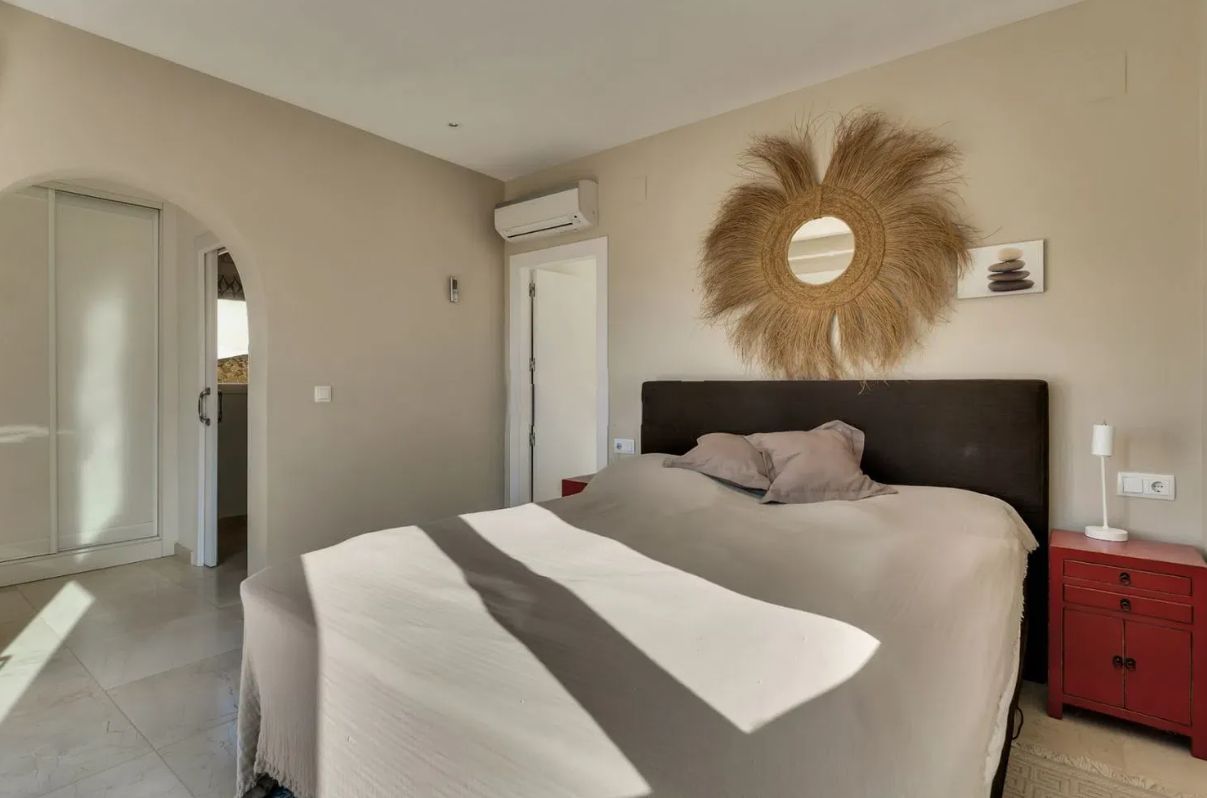 Villa med havutsikt i Moraira med 4 soverom