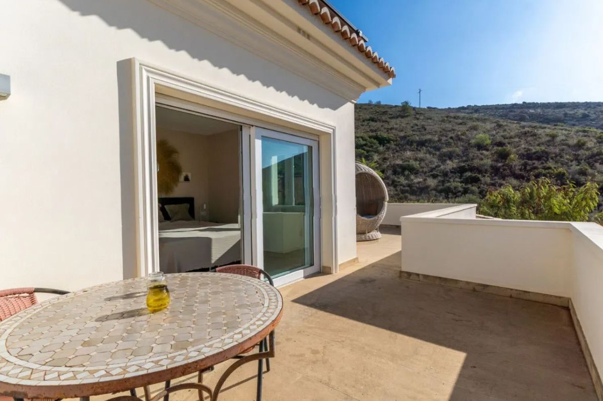 Villa med havutsikt i Moraira med 4 soverom