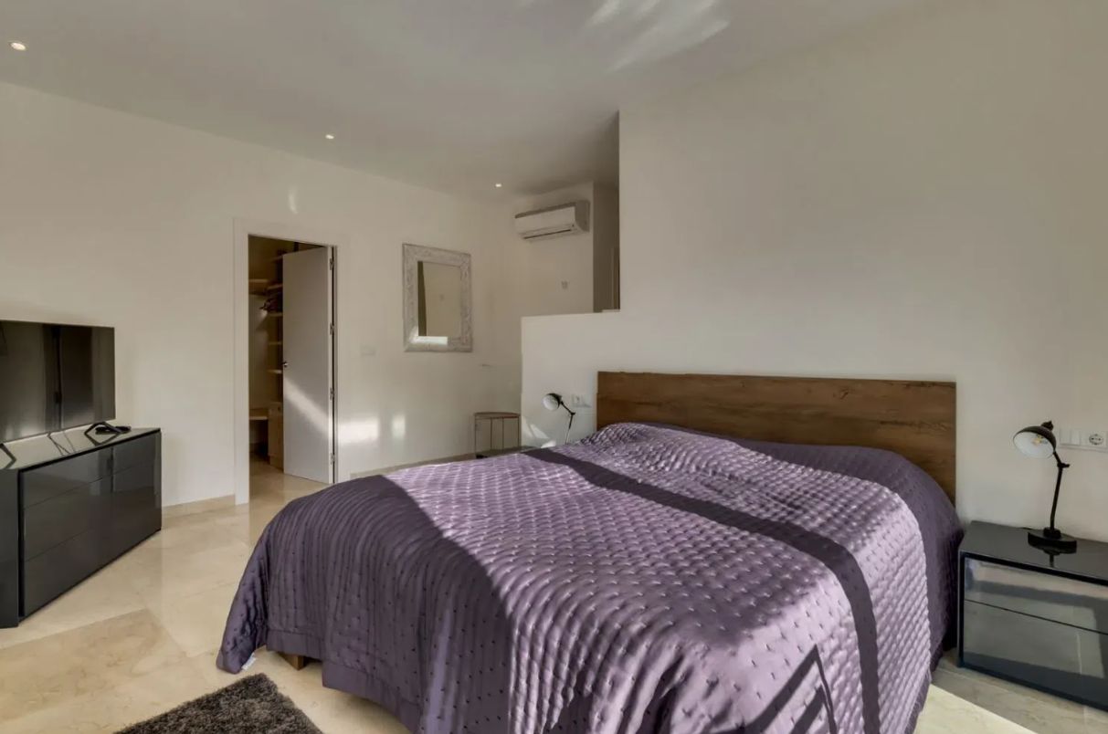 Villa med havutsikt i Moraira med 4 soverom