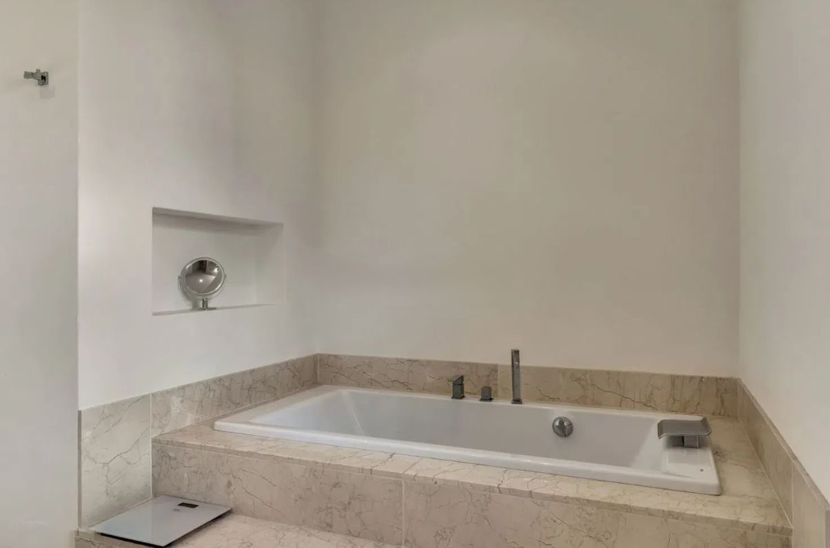 Villa med havutsikt i Moraira med 4 soverom