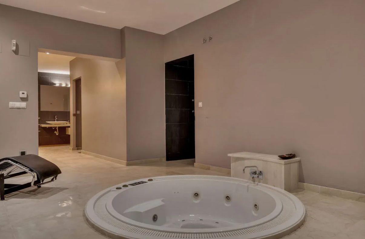 Villa med havutsikt i Moraira med 4 soverom