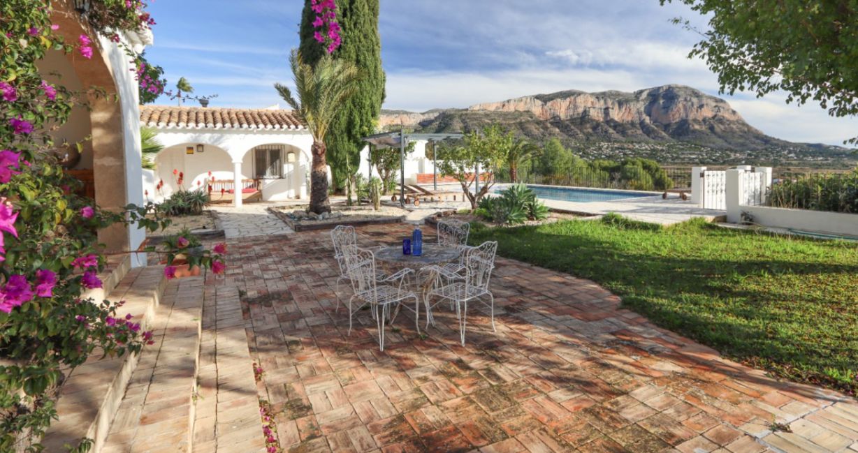 Villa de 4 chambres avec maison d'invités à Gata de Gorgos