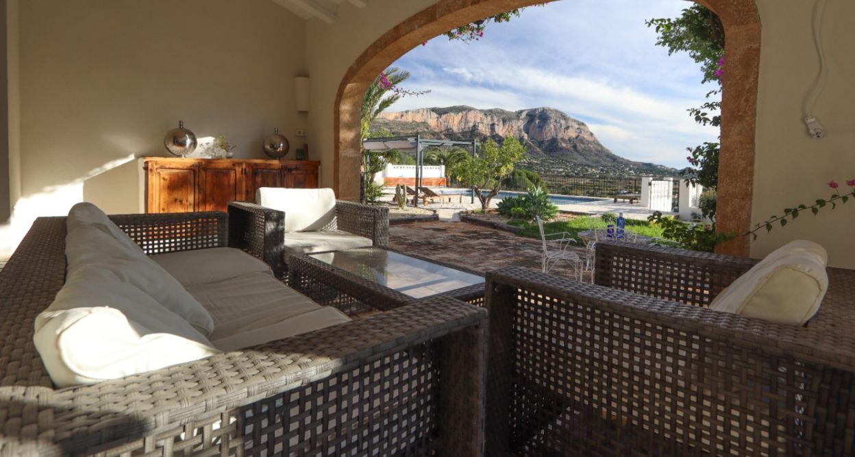Villa de 4 chambres avec maison d'invités à Gata de Gorgos