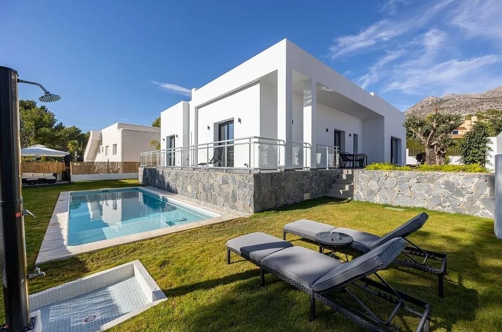 CP1154 - Villa de 4 chambres et piscine à Altea