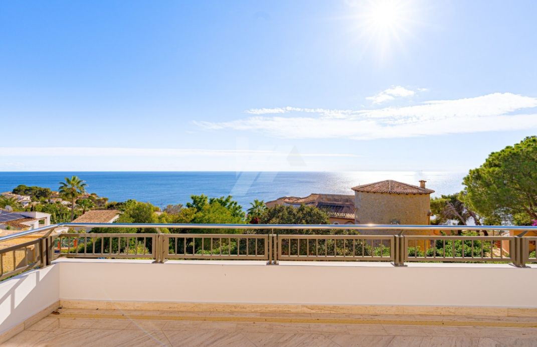 Villa de 4 chambres avec vue sur la mer à Moraira