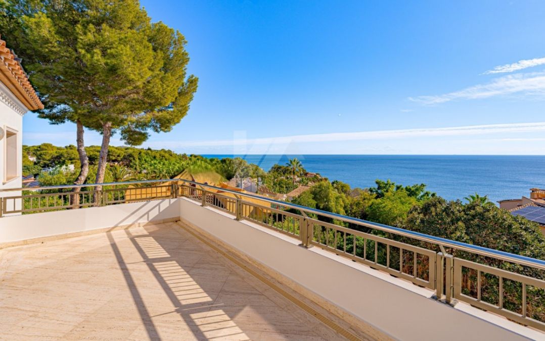 Villa de 4 chambres avec vue sur la mer à Moraira