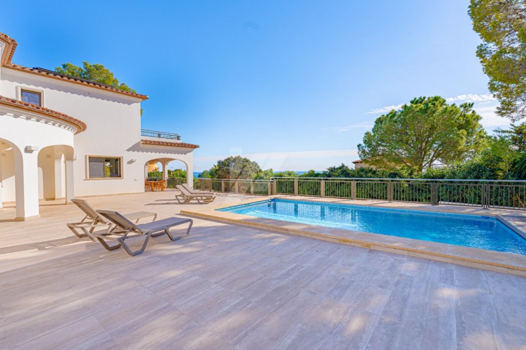 Villa de 4 chambres avec vue sur la mer à Moraira