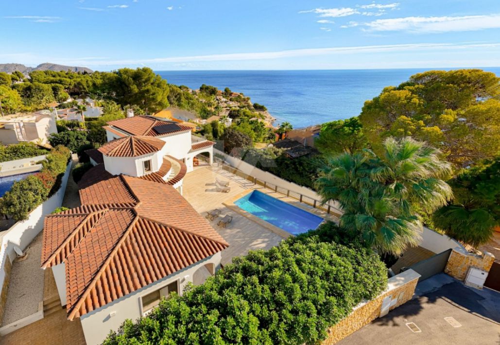 Villa de 4 chambres avec vue sur la mer à Moraira
