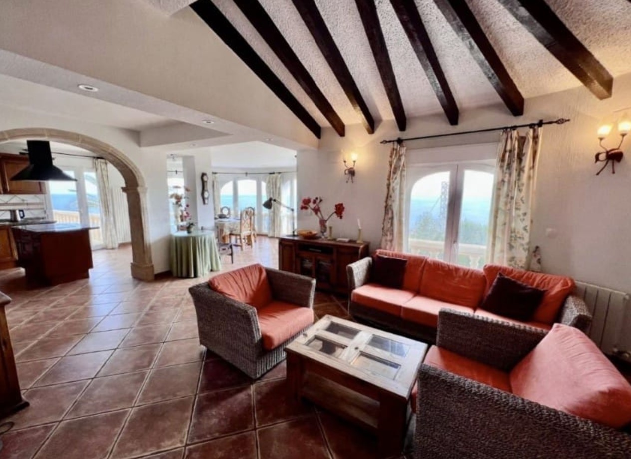 Spektakuläre Villa mit 3 Schlafzimmern und Meerblick in der Cala Ambolo - Javea