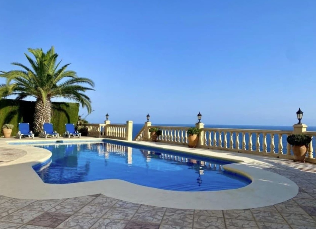 Spektakuläre Villa mit 3 Schlafzimmern und Meerblick in der Cala Ambolo - Javea