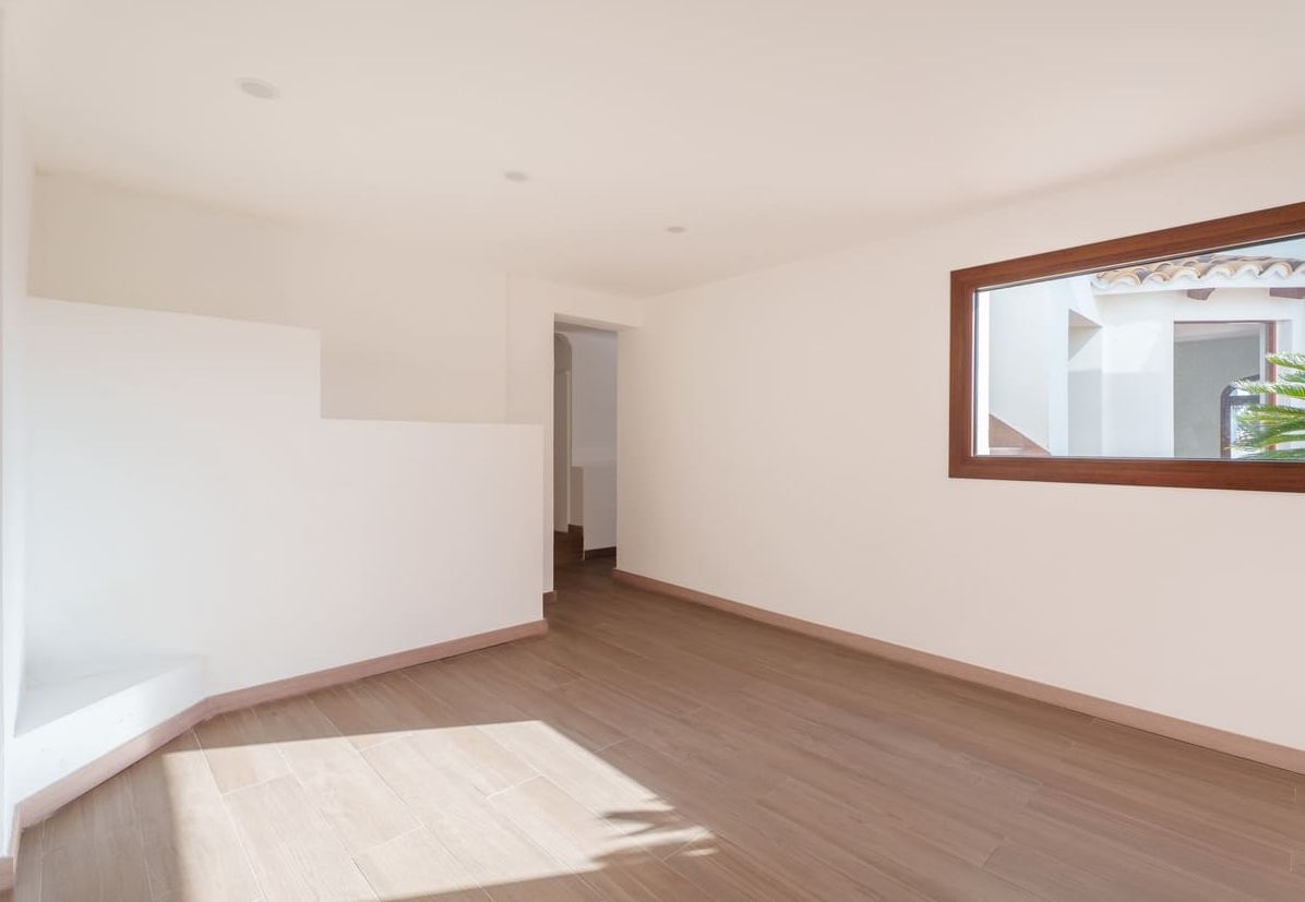 6-bedroom villa with pool in Jávea, Alicante.