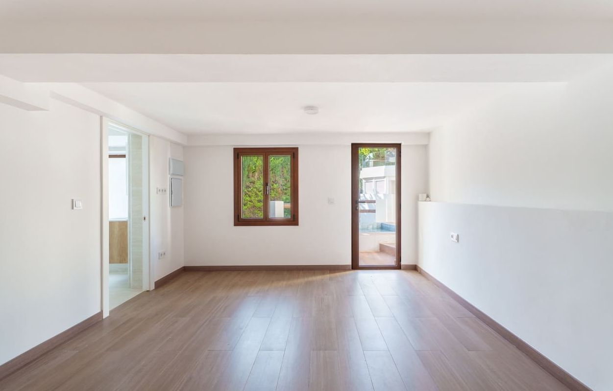 6-bedroom villa with pool in Jávea, Alicante.