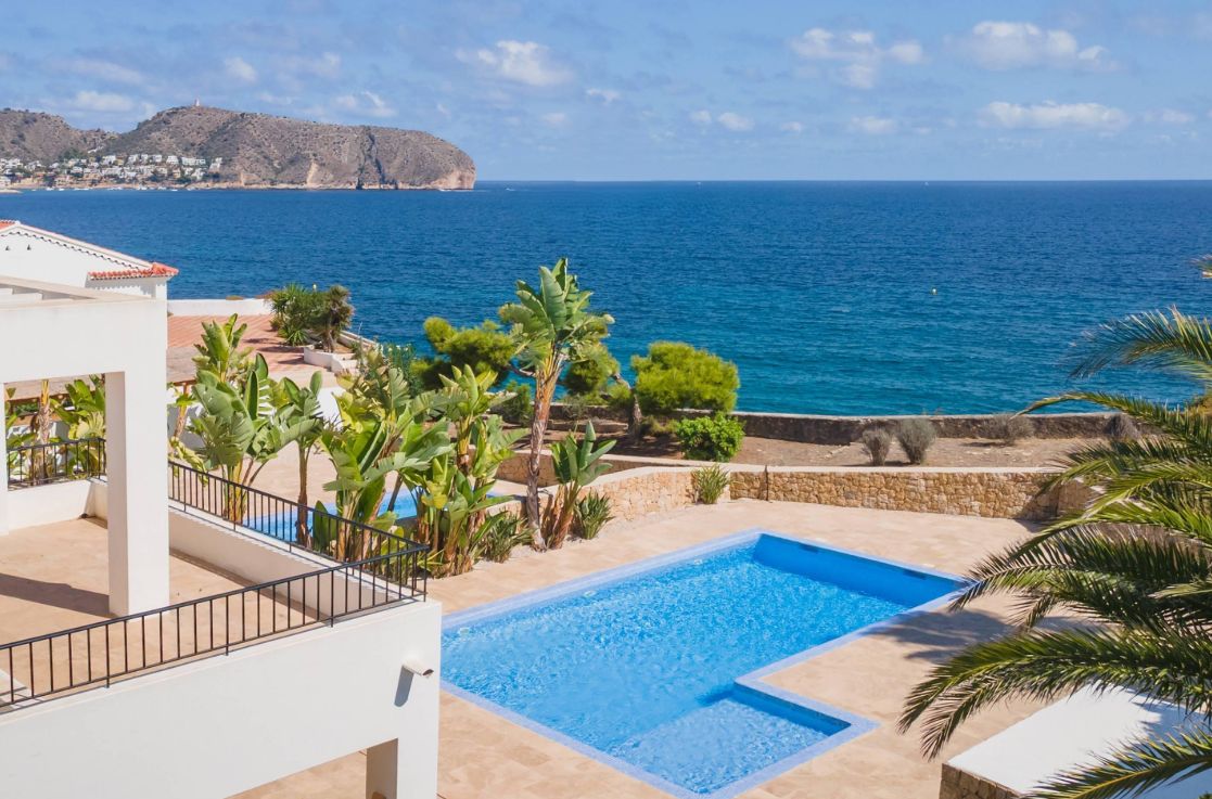 Villa de luxe en première ligne de mer à vendre à Moraira, Costa Blanca