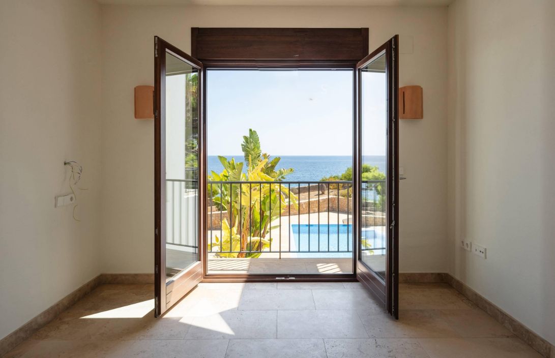 Villa de luxe en première ligne de mer à vendre à Moraira, Costa Blanca
