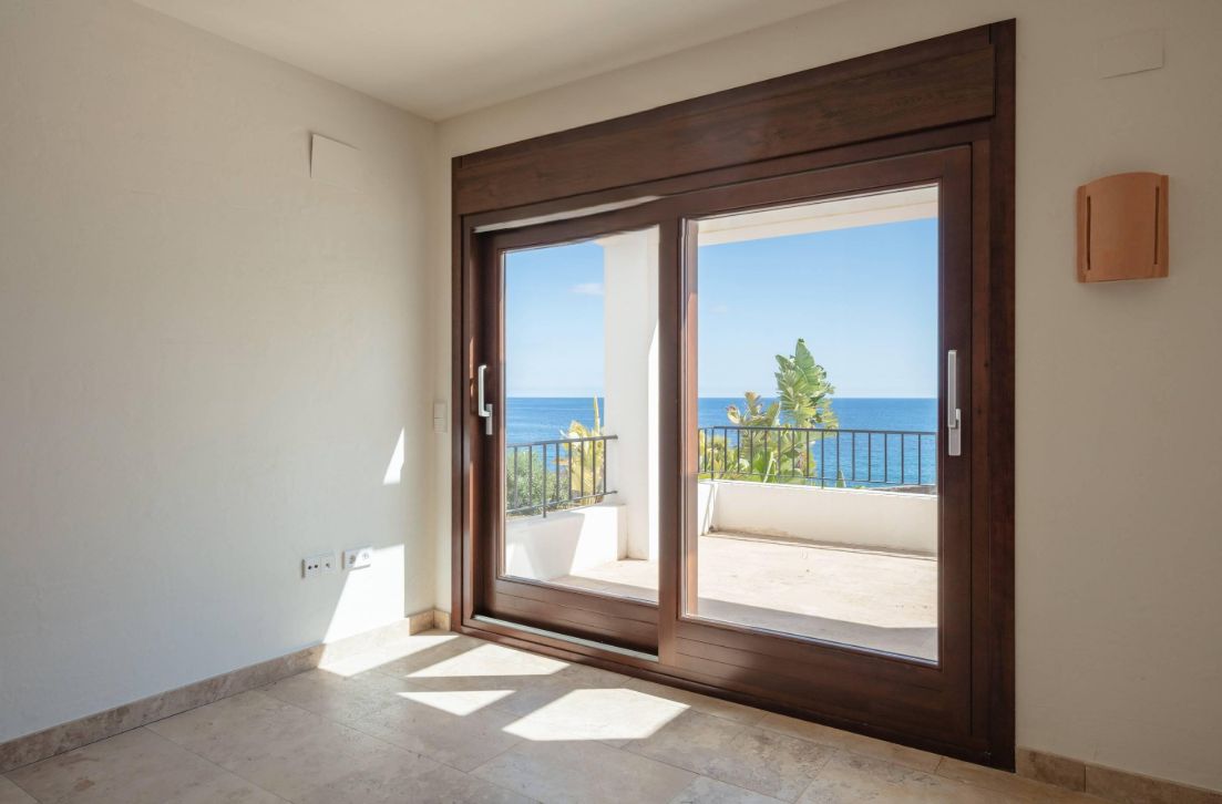 Villa de luxe en première ligne de mer à vendre à Moraira, Costa Blanca