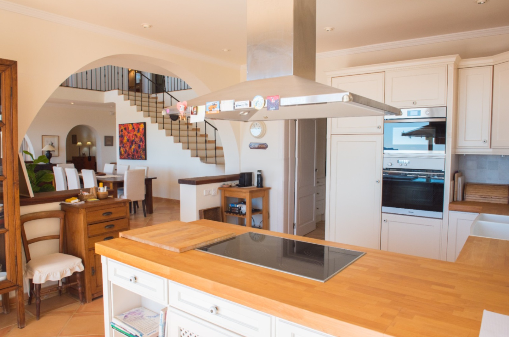 Villa méditerranéenne exclusive avec des vues imprenables sur la mer à Moraira