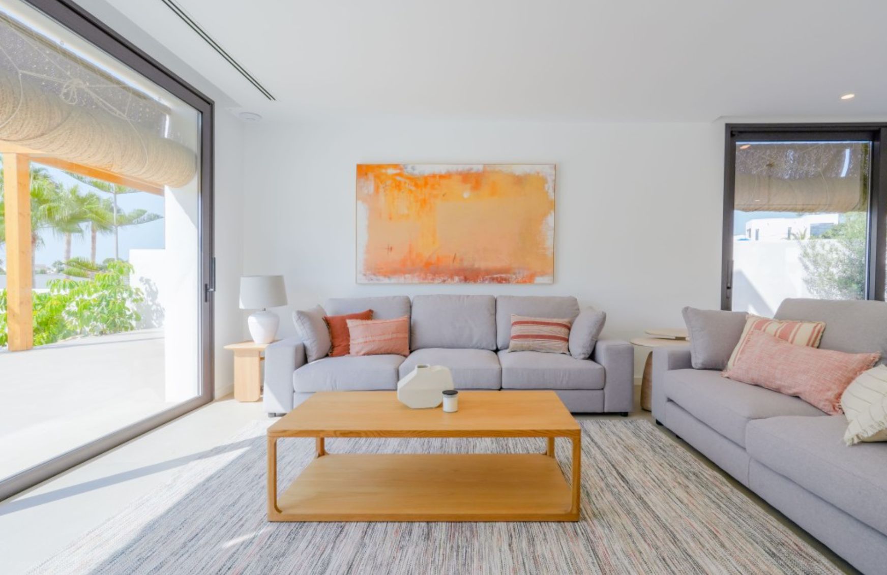 Villa ibicenca neuve avec vue sur la mer à Moraira
