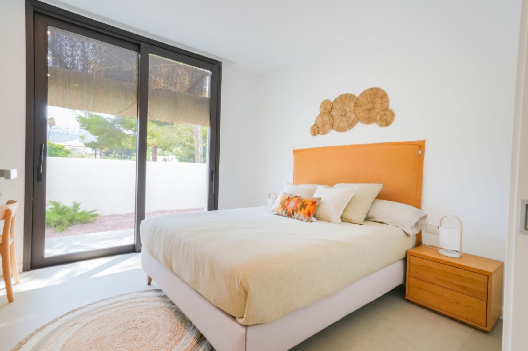 Villa ibicenca neuve avec vue sur la mer à Moraira