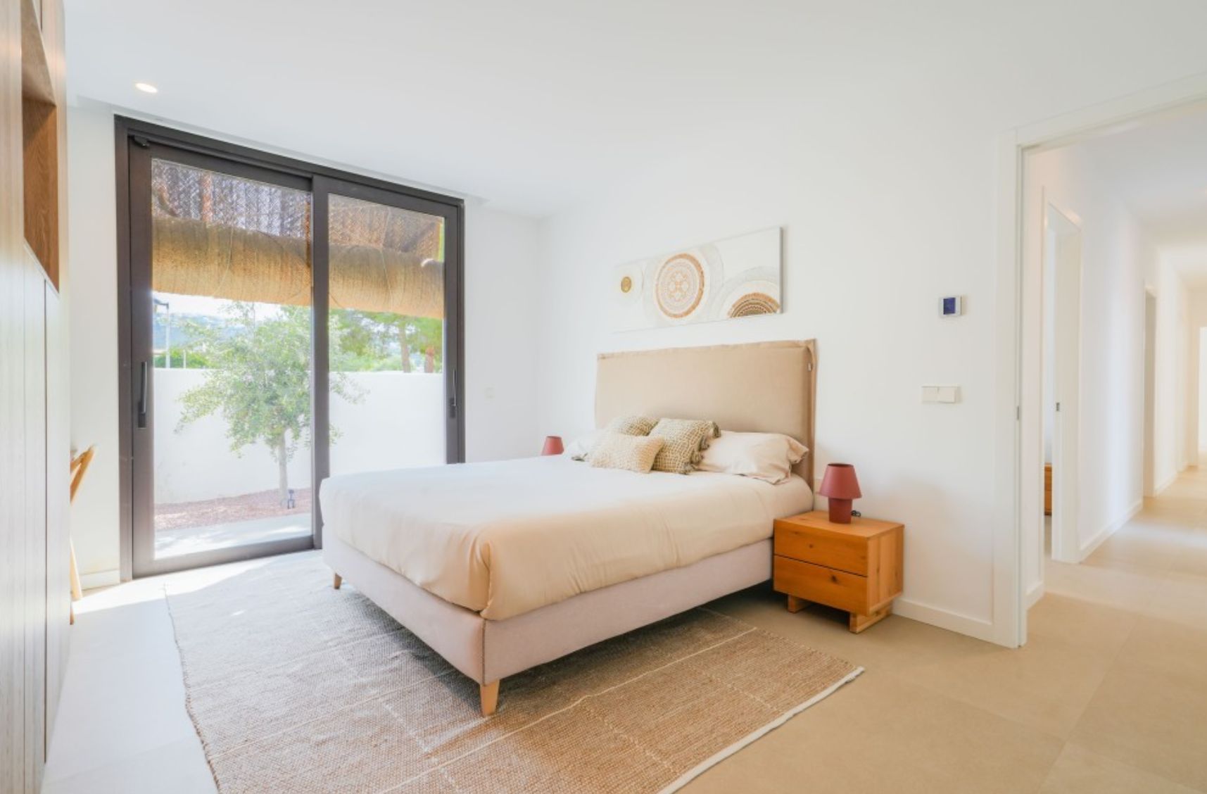 Villa ibicenca neuve avec vue sur la mer à Moraira