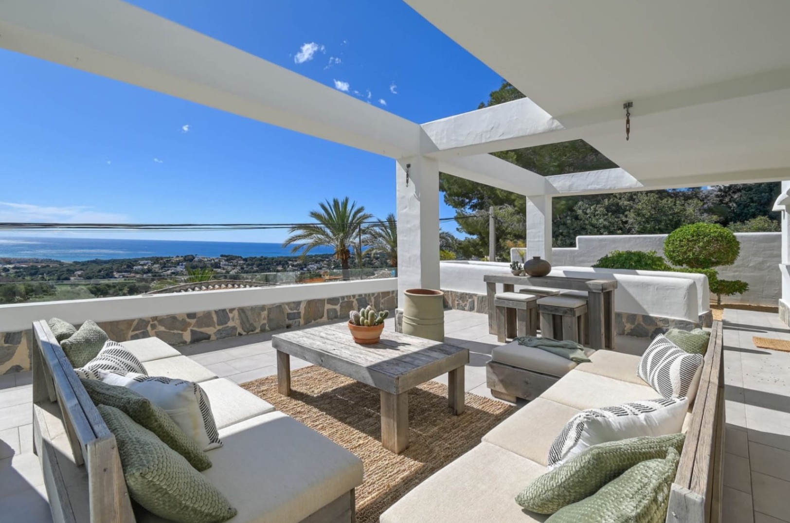 Willa luksusowa z panoramicznym widokiem na morze w jednej z najbardziej ekskluzywnych okolic Moraira.
