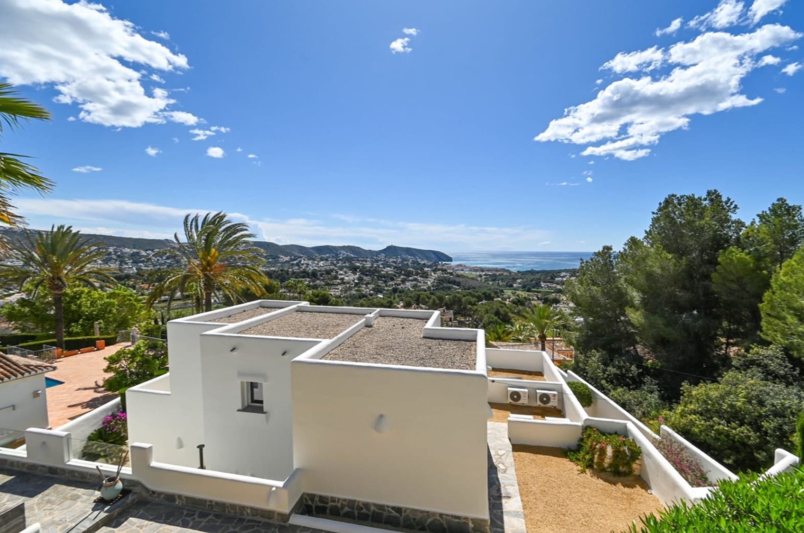 Willa luksusowa z panoramicznym widokiem na morze w jednej z najbardziej ekskluzywnych okolic Moraira.