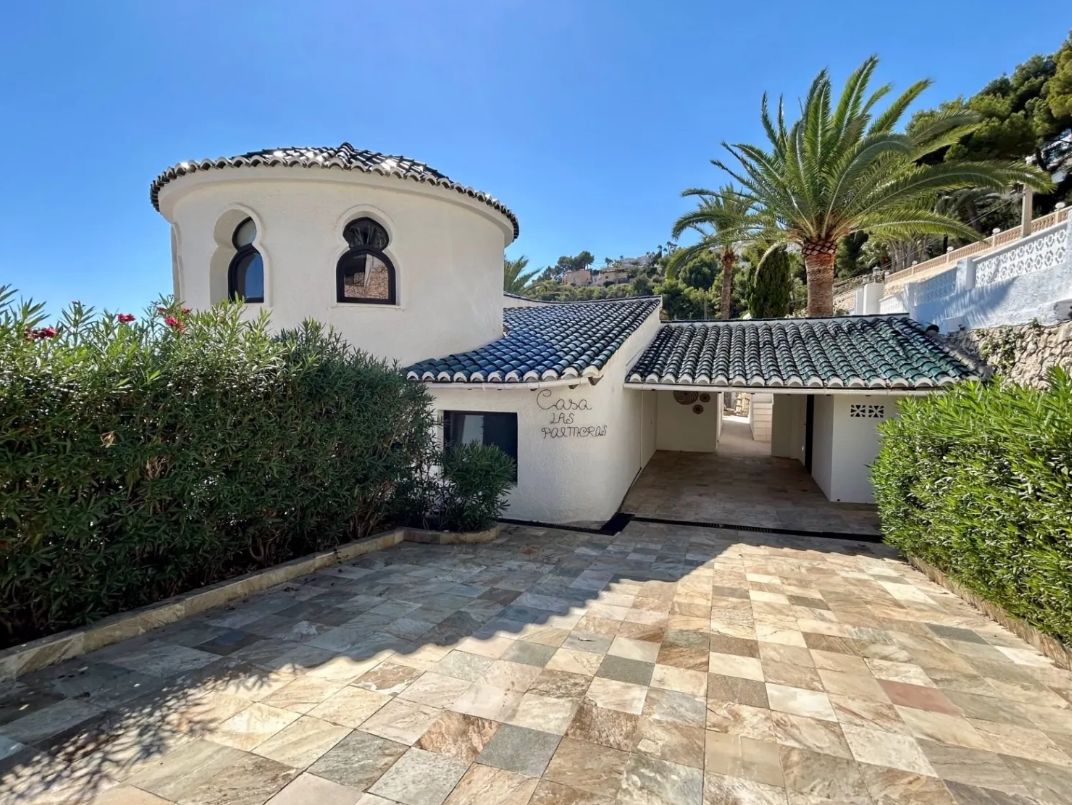 Villa avec vue panoramique sur la mer à Benimeit.